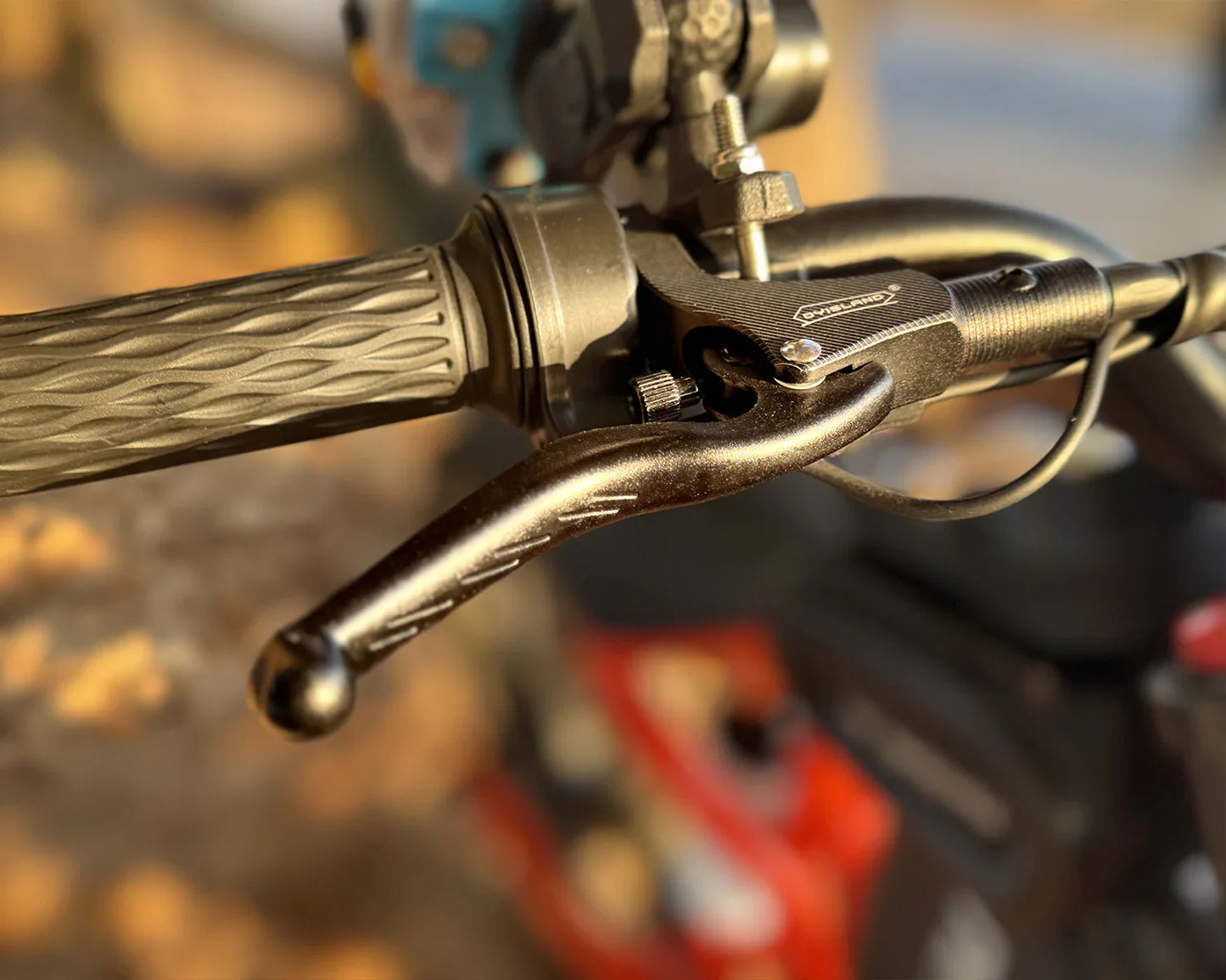 NUREVEST - PRO ELECTRIC BIKKE