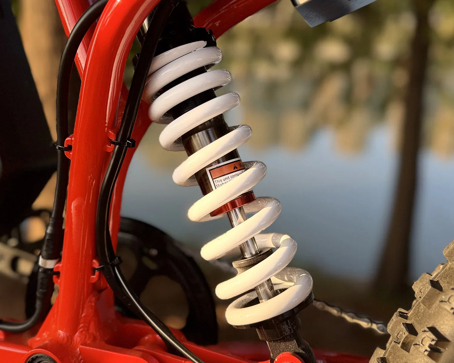 NUREVEST -  PRO ELECTRIC BIKKE